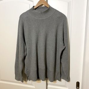 Banana Republic XL Sweater Gray EUC